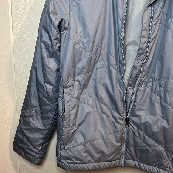 Columbia sportswear company with fur trim - Picture 3 of 12